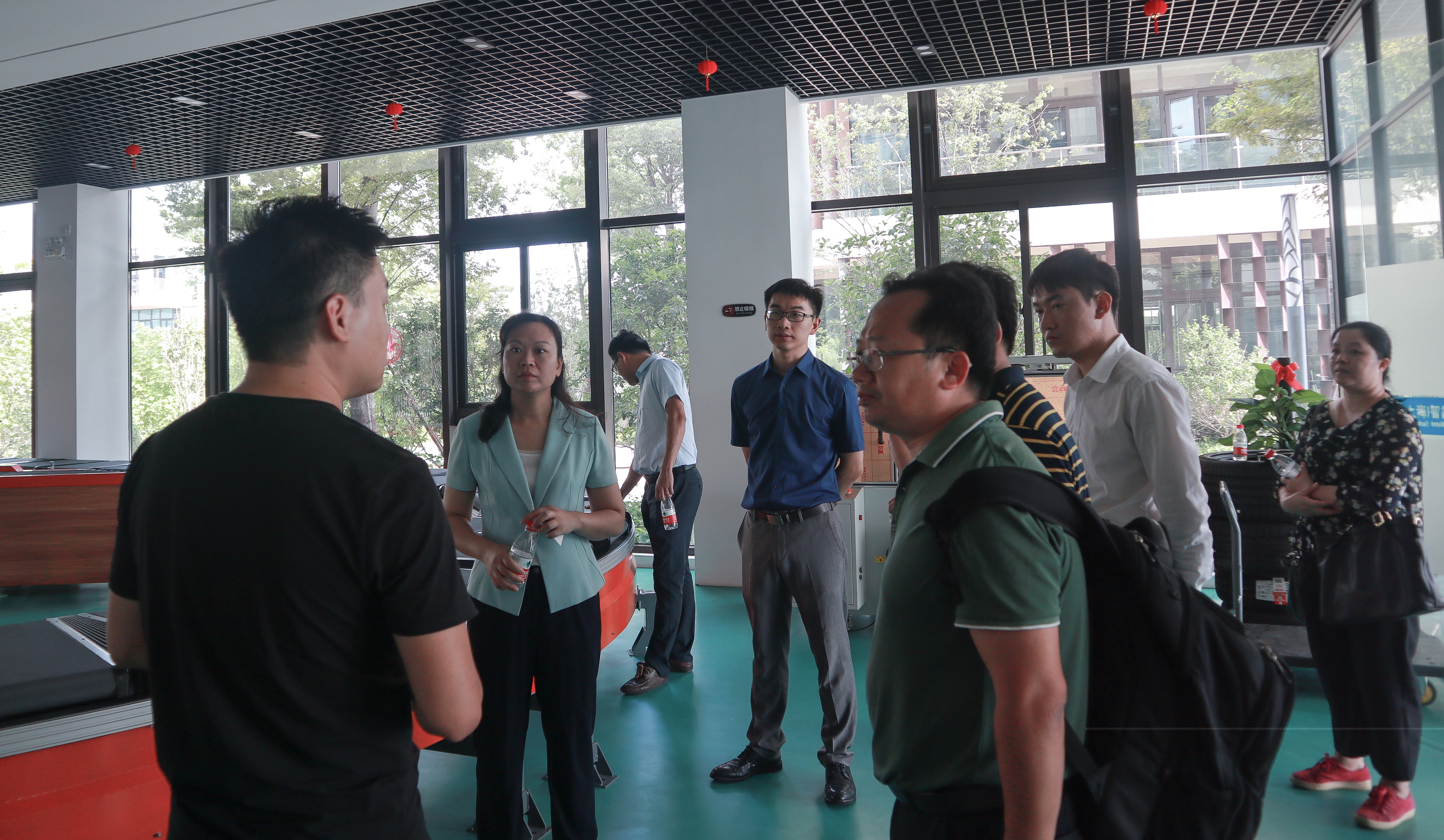 快讯 | 肇庆市高新区领导莅临EVO视讯智能参观考察