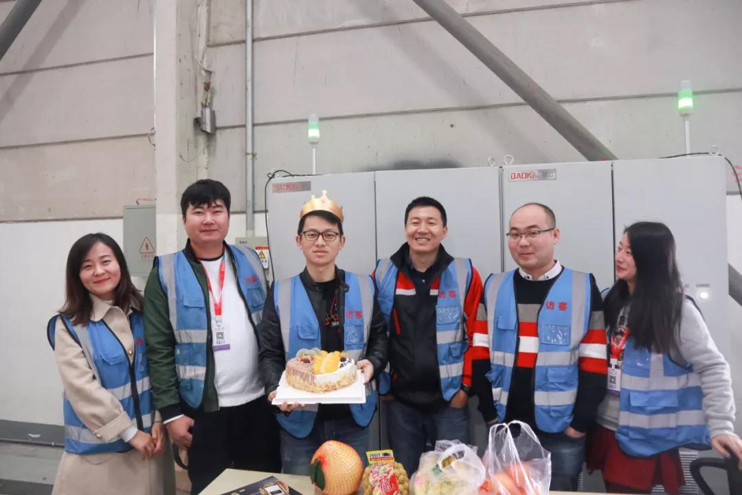 温暖相随 · 感恩有你 | EVO视讯项目现场生日会特别报道