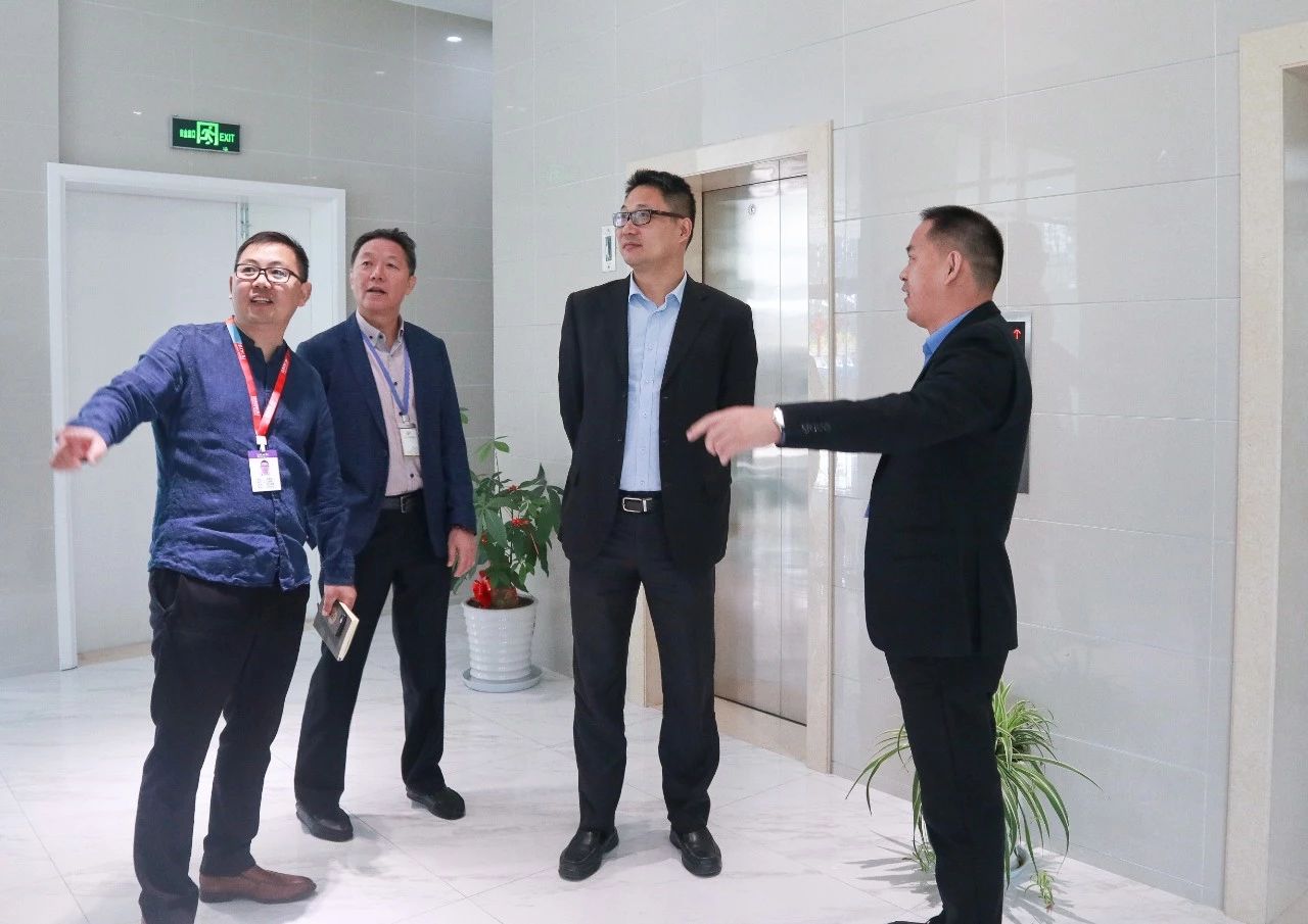 快讯 | 热烈欢迎吴泾镇领导莅临EVO视讯指导工作！