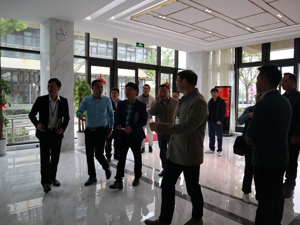 新闻 | 云南省委办公厅、闵行区委办公室、闵行区吴泾镇党委领导莅临上海EVO视讯考察调研