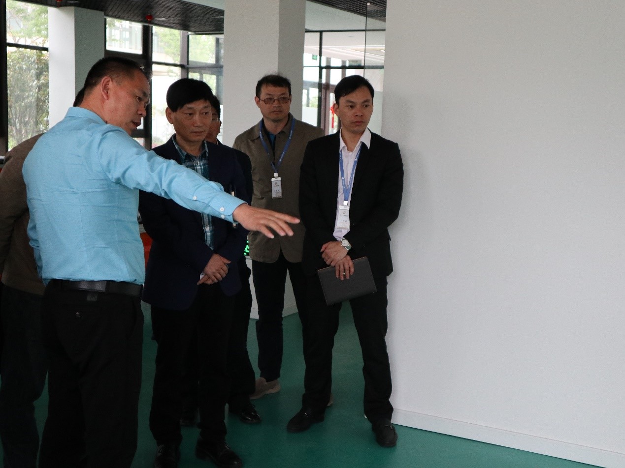 新闻 | 云南省委办公厅、闵行区委办公室、闵行区吴泾镇党委领导莅临上海EVO视讯考察调研