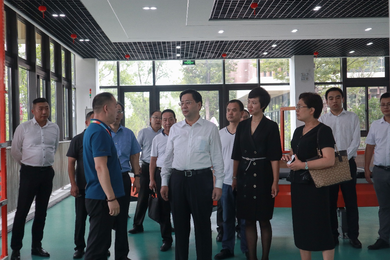 快讯 | 河北省工信厅、石家庄市委市政府领导莅临EVO视讯智能参观考察